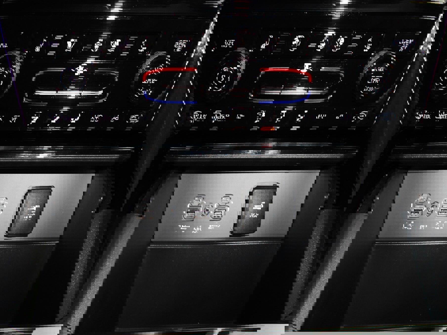 New 2025 Jeep Grand Cherokee Summit image 15