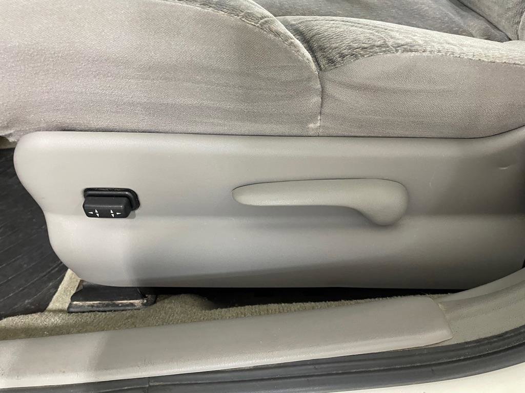 Used 2003 Buick Century Custom image 11