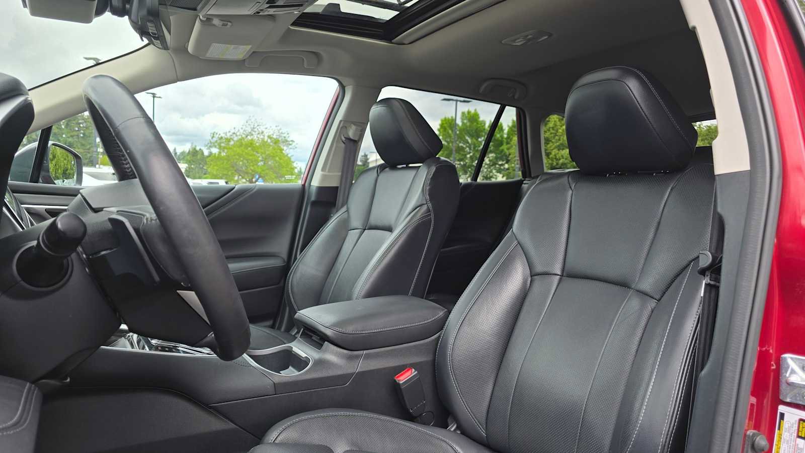Used 2023 Subaru Outback Touring XT AWD/4WD image 21