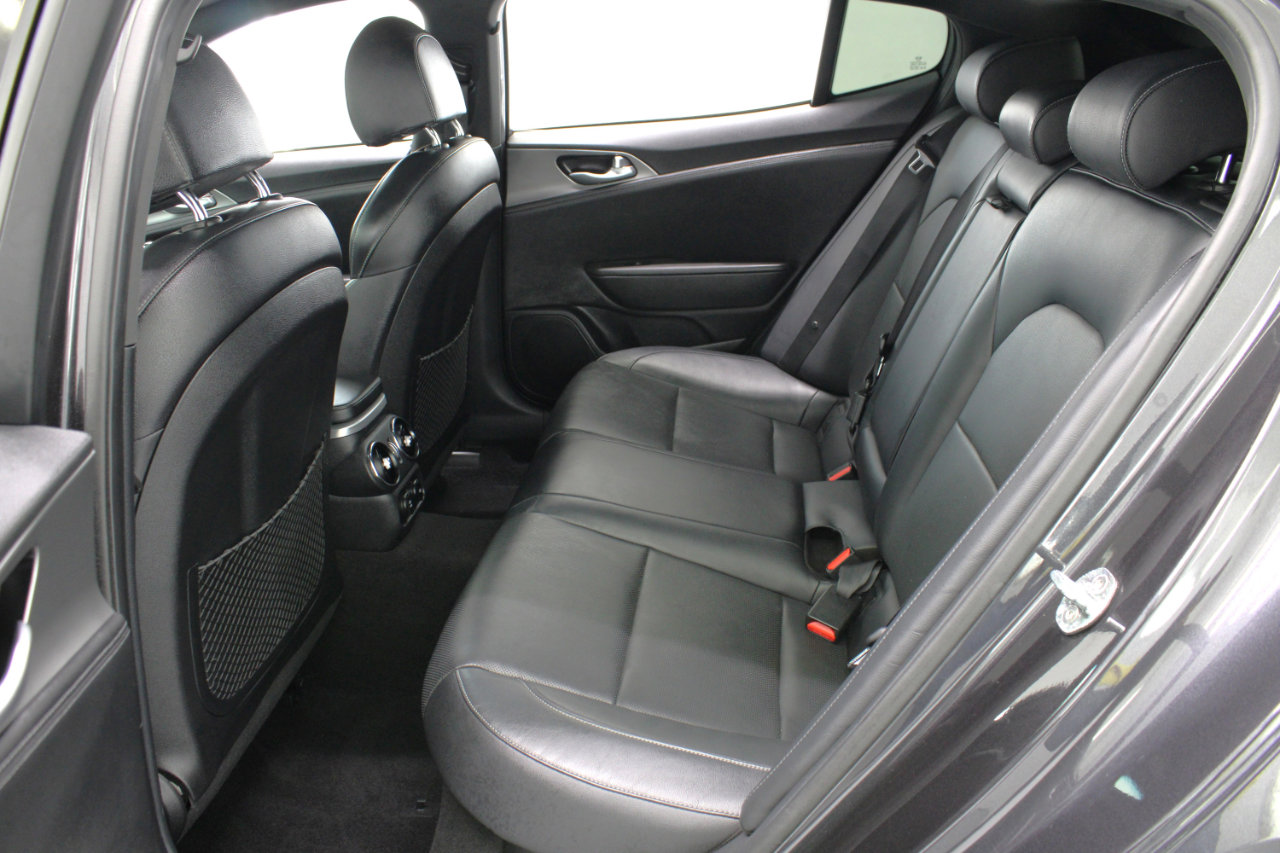 Used 2021 Kia Stinger GT image 35