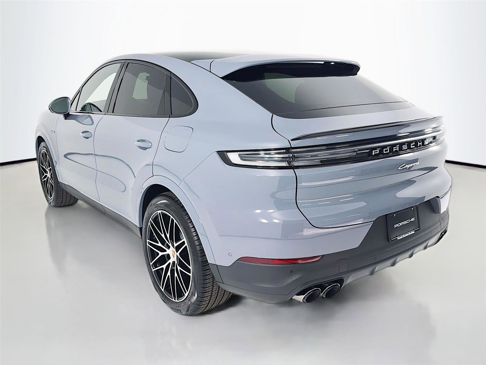 New 2026 Porsche Cayenne E-Hybrid Coupe image 3