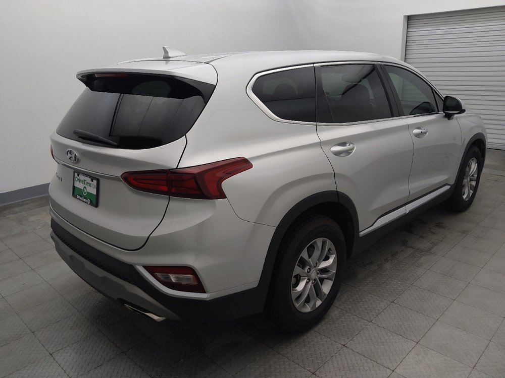 Used 2019 Hyundai Santa Fe SEL FWD image 9