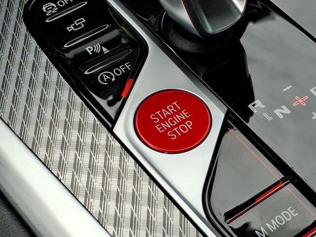 Used 2021 BMW X5 M w/ Competition Package image 11