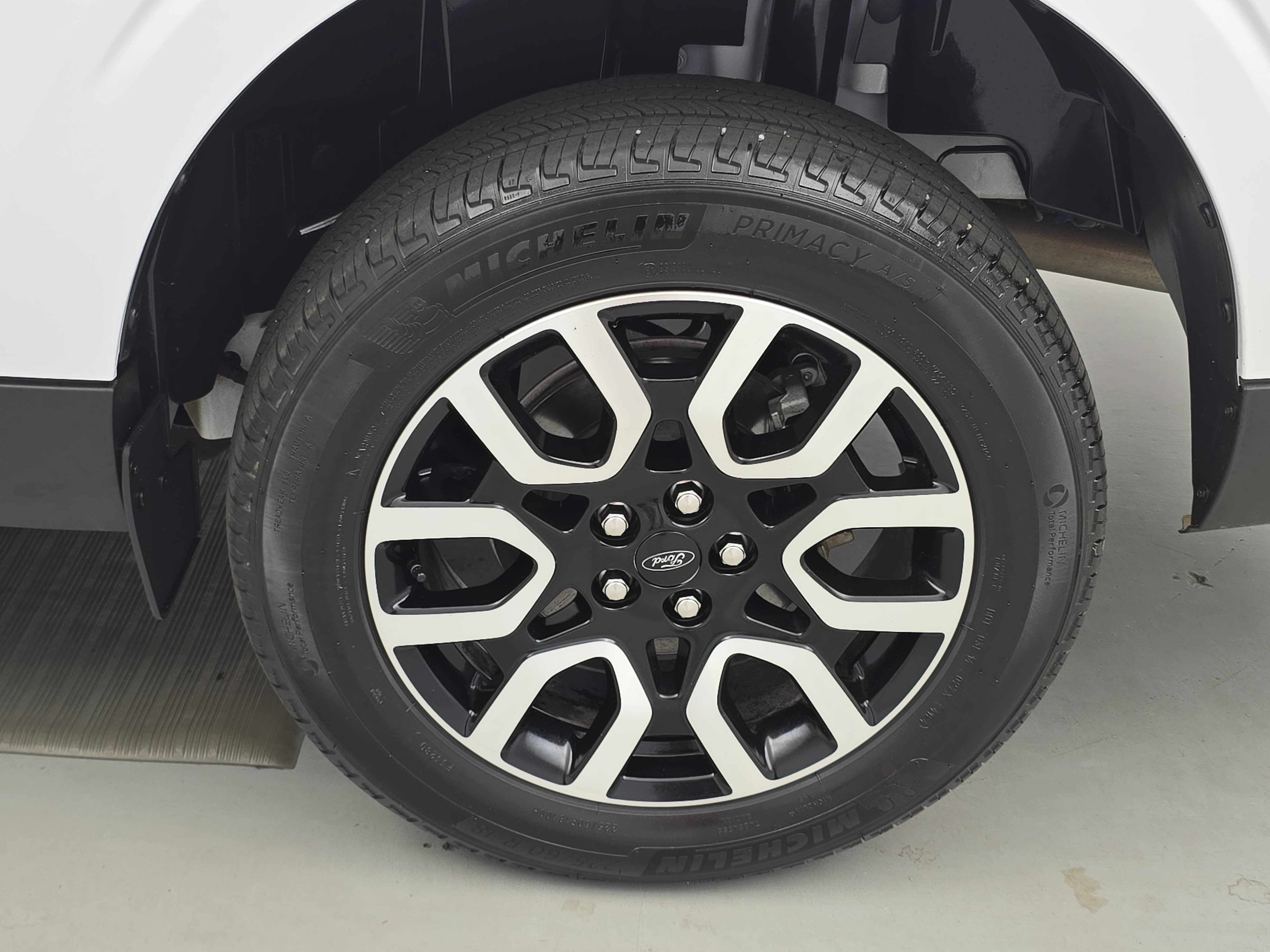 Used 2024 Ford Maverick Lariat FWD image 32