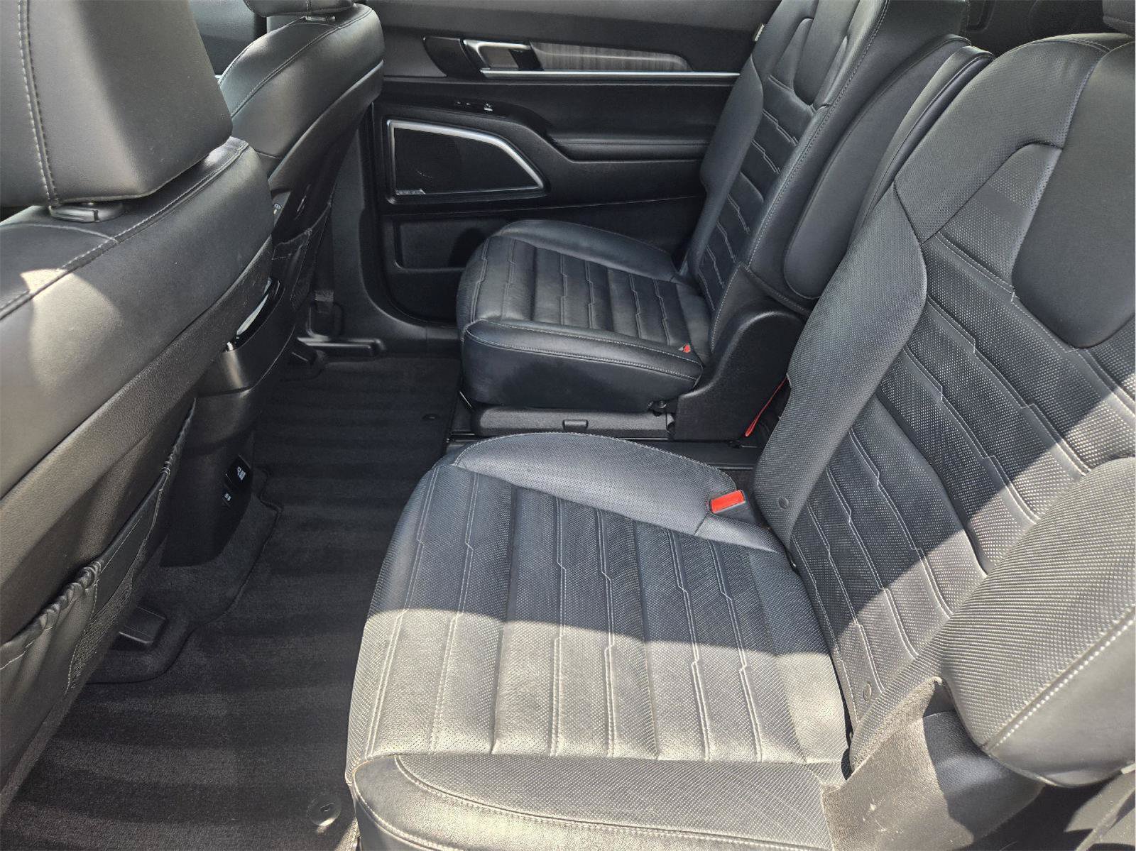 Used 2023 Kia Telluride SX Prestige AWD/4WD image 28