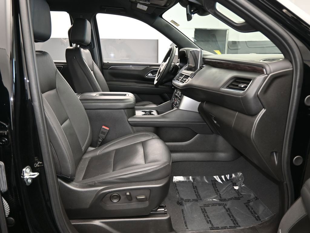 Used 2024 Chevrolet Tahoe LT image 48