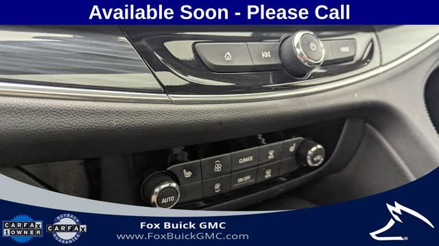 Certified 2020 Buick Enclave Essence w/ Sound and Sites Package AWD/4WD image 19