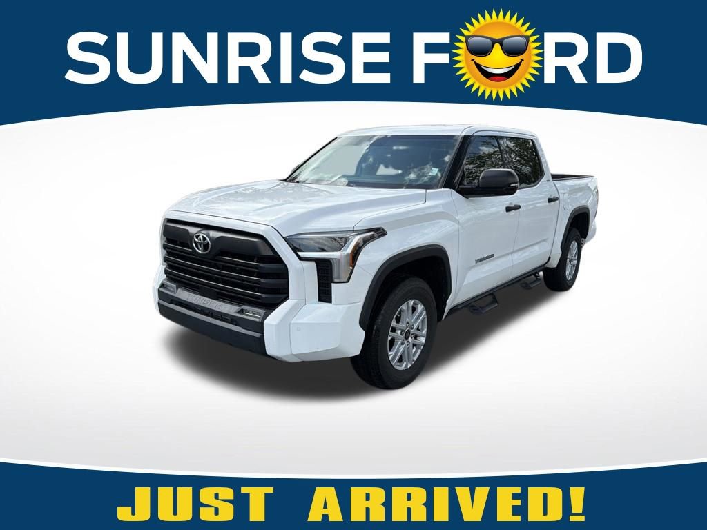 Used 2022 Toyota Tundra SR5 w/ SR5 Convenience Package