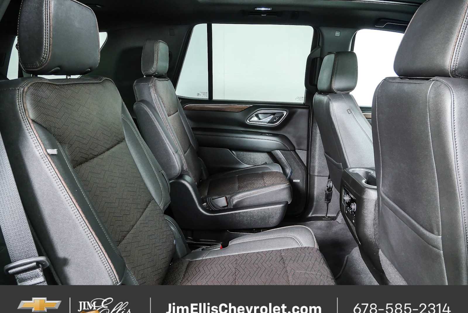 Certified 2023 Chevrolet Tahoe High Country w/ Premium Package 2 AWD/4WD image 21