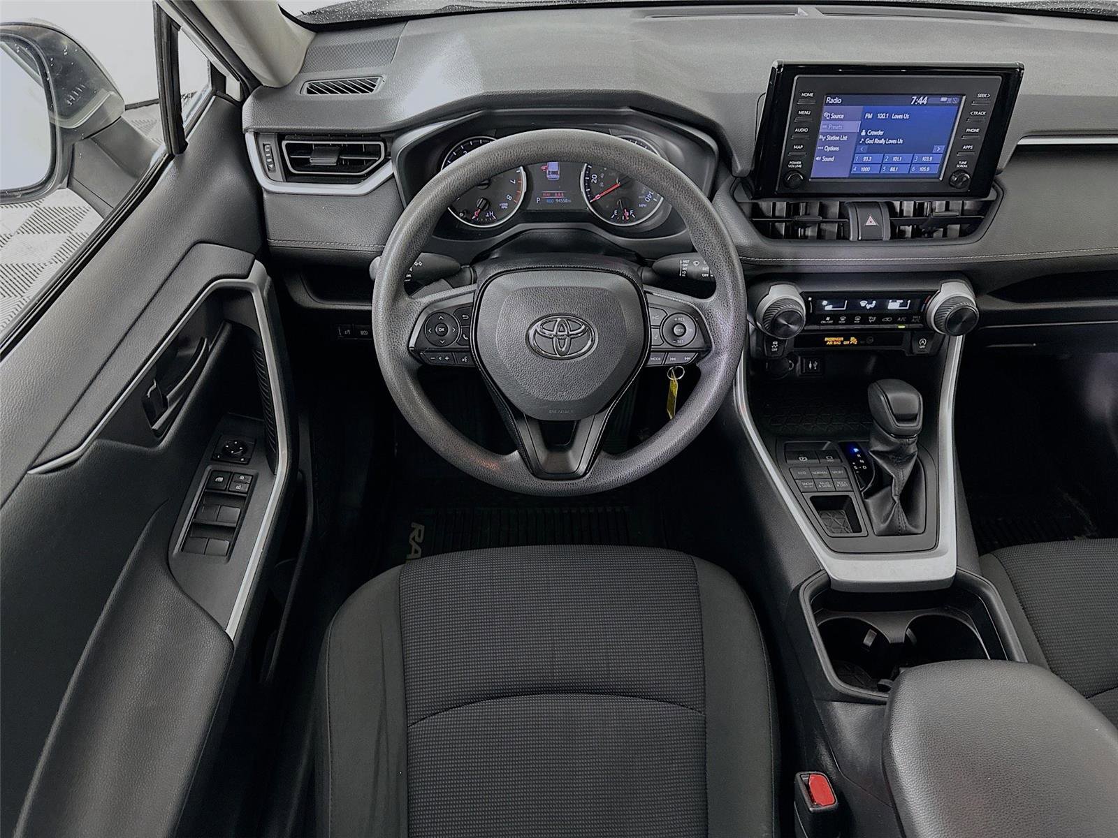 Certified 2019 Toyota RAV4 LE image 21