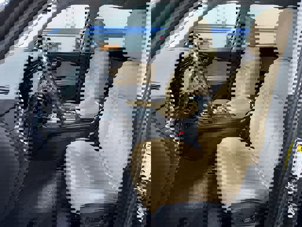 Used 2022 Audi Q7 2.0T Premium w/ Convenience Package image 15