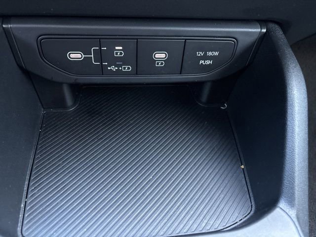 Used 2025 Kia K4 LXS image 15