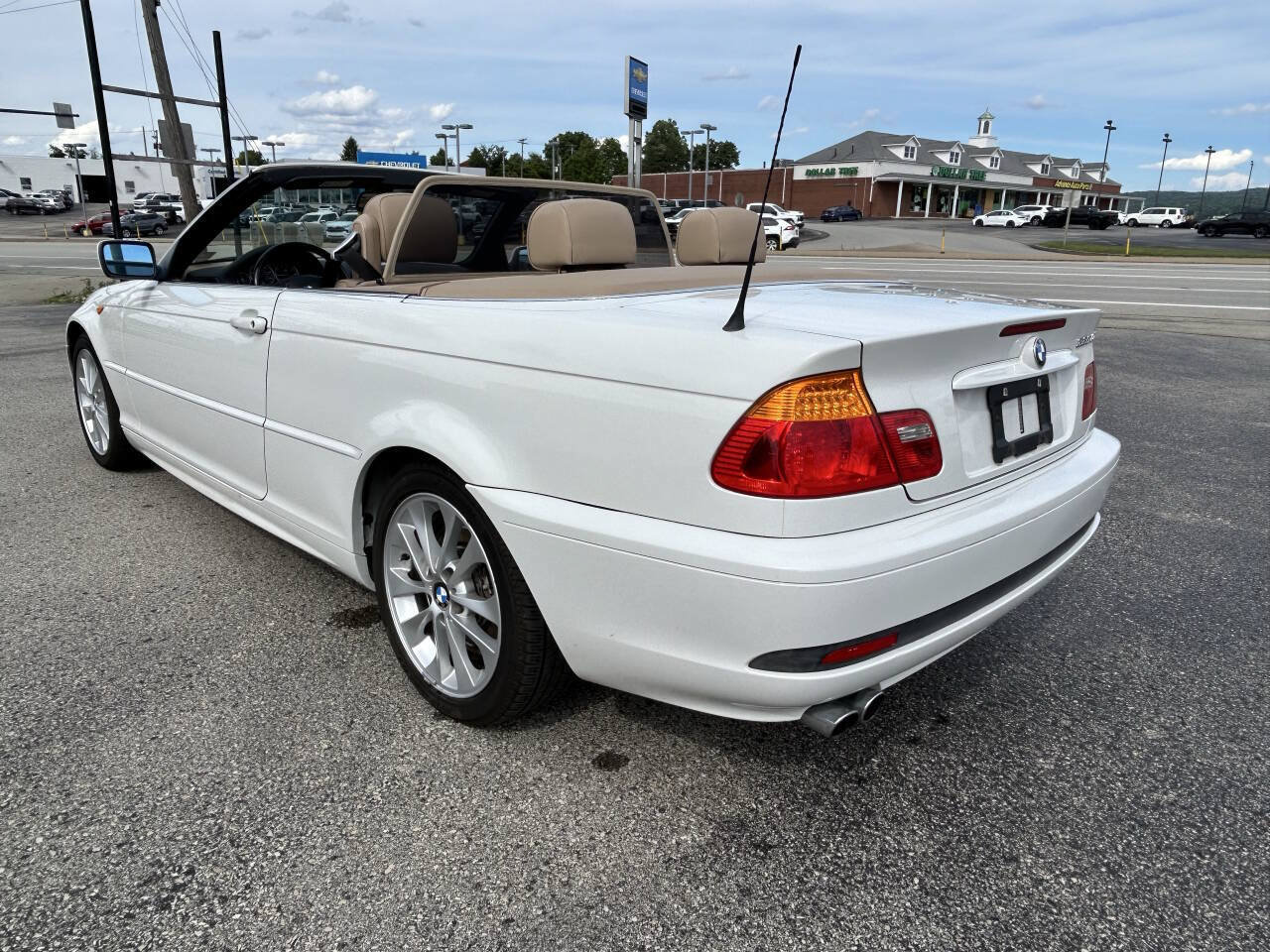 Used 2004 BMW 330Ci Convertible RWD image 8