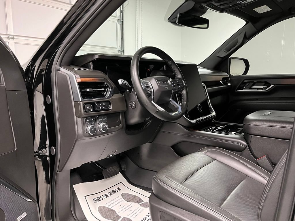 Used 2025 GMC Yukon XL Denali w/ Sun & Power Step Package AWD/4WD image 20