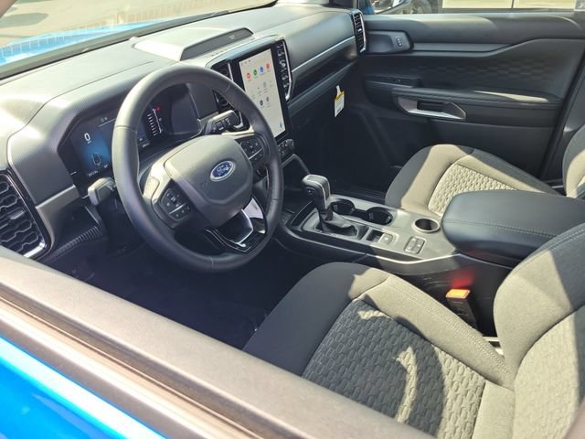 Used 2025 Ford Ranger XLT w/ Convenience Package image 3