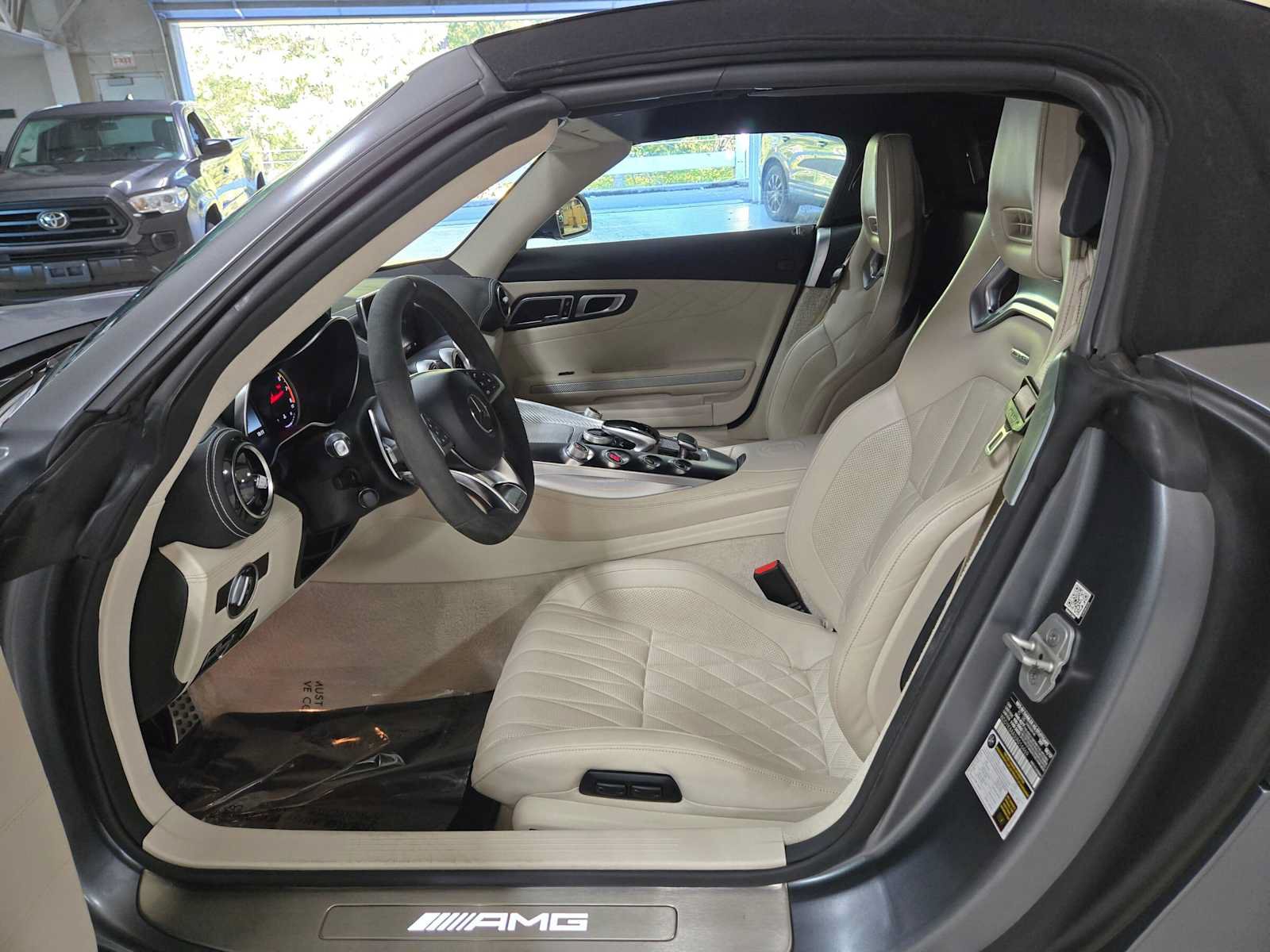 Used 2018 Mercedes-Benz AMG GT C image 16