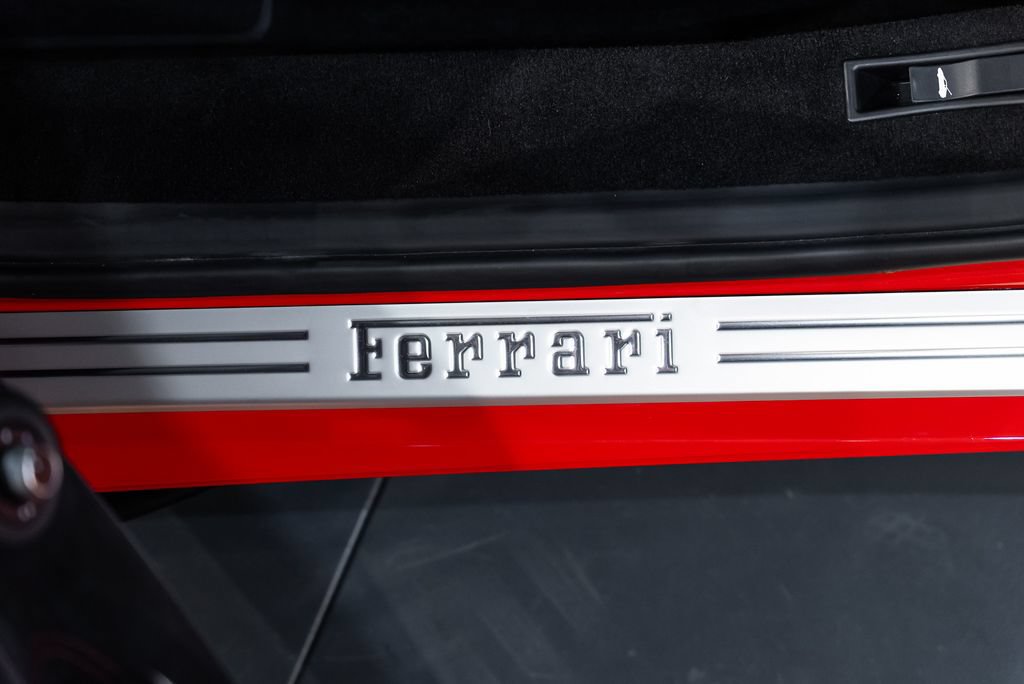 Certified 2021 Ferrari F8 Tributo RWD image 25
