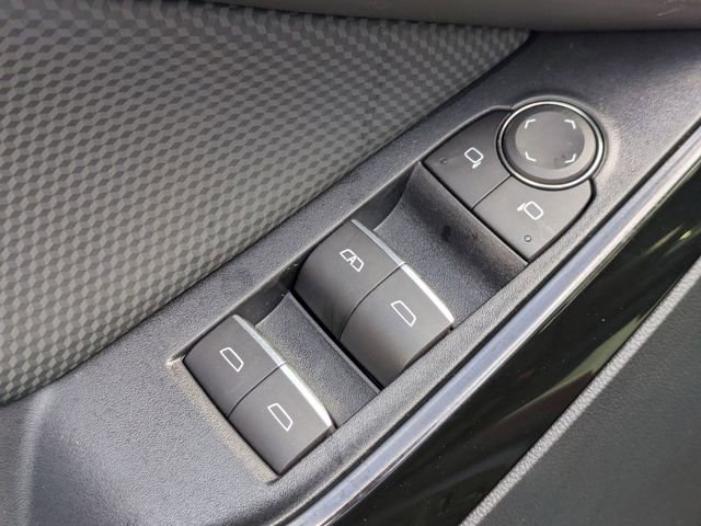 New 2026 Chevrolet Equinox RS image 9