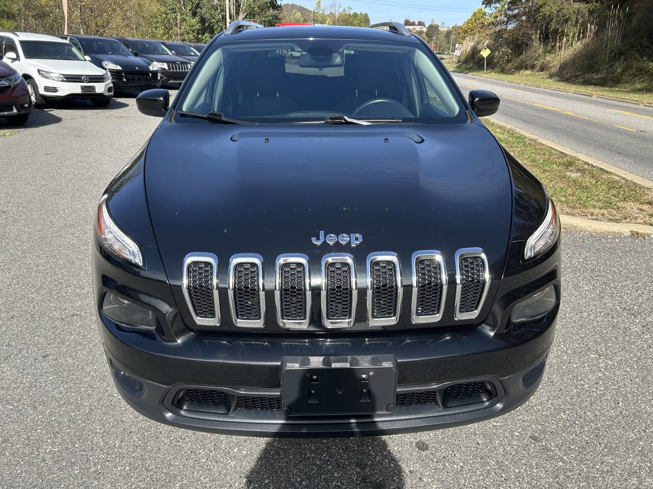 Used 2016 Jeep Cherokee Latitude image 12