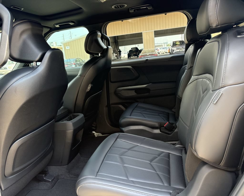 Certified 2027 Kia Telluride EX X-Line w/ Towing Package AWD/4WD image 25