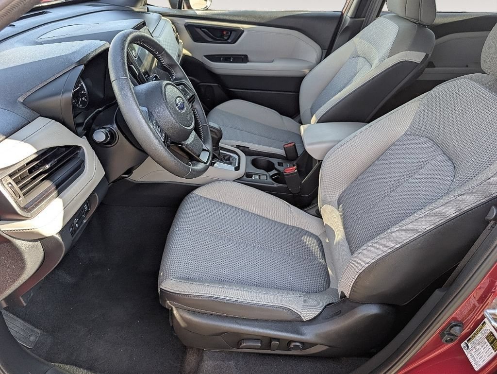 Used 2025 Subaru Forester Premium AWD/4WD image 30