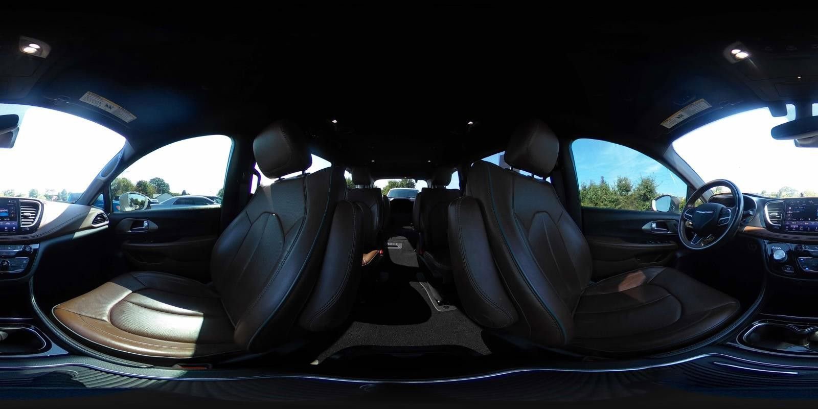 Used 2021 Chrysler Pacifica Limited w/ Premium & Safety Sphere Group image 5