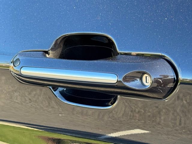 Used 2022 Ford Explorer Platinum w/ Equipment Group 601A image 13