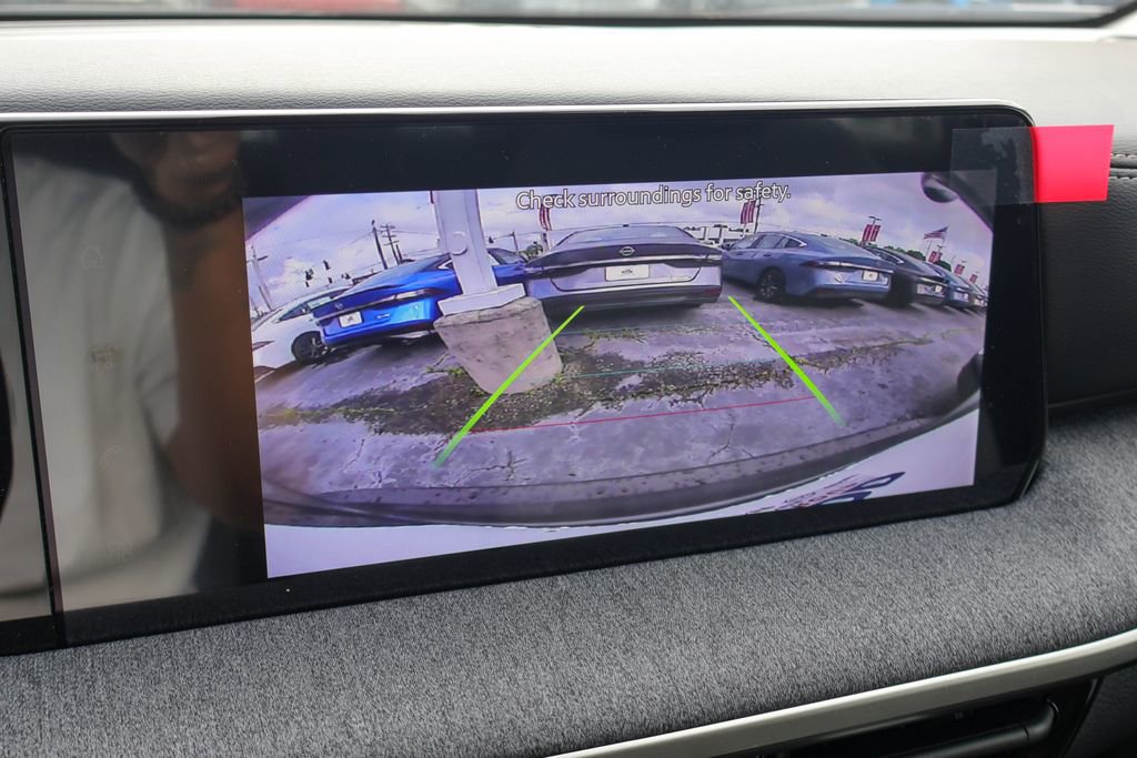 New 2026 Nissan Kicks SV w/ Charging Package FWD image 4
