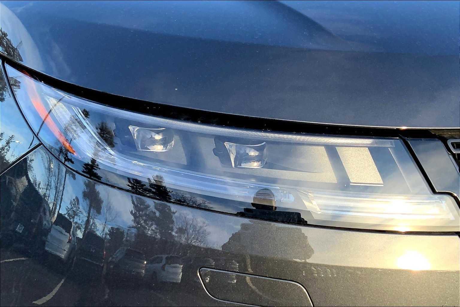 New 2025 Land Rover Range Rover Sport Dynamic SE image 16
