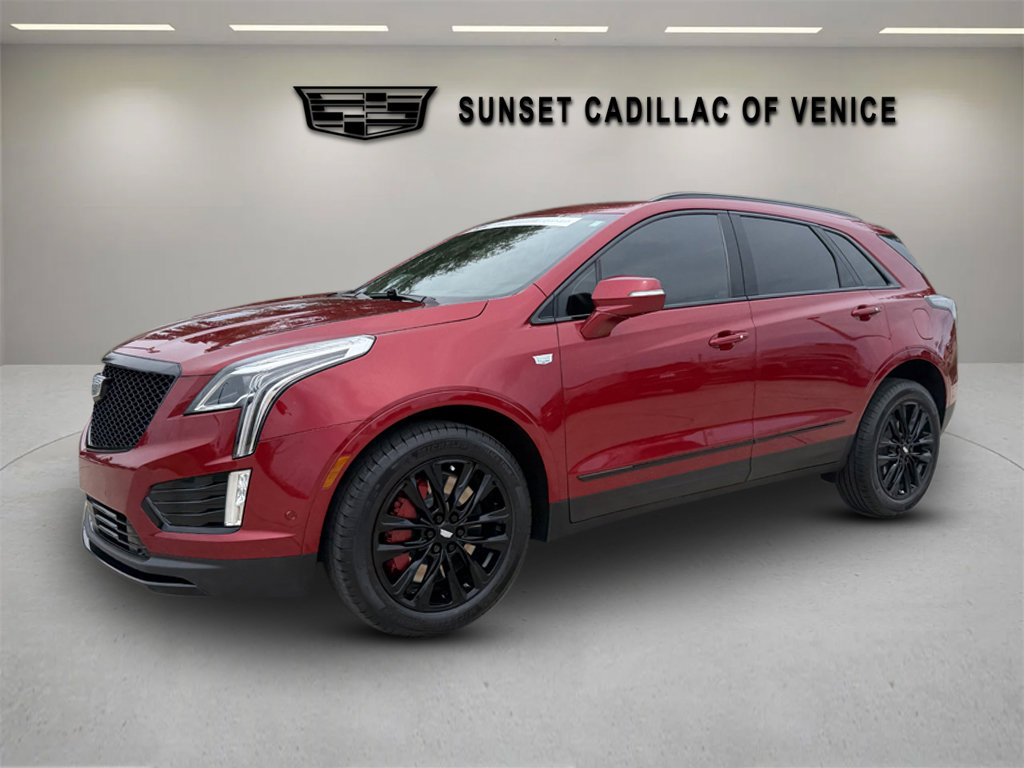 Certified 2022 Cadillac XT5 Sportv w/ LPO, ONYX Package AWD/4WD image 7