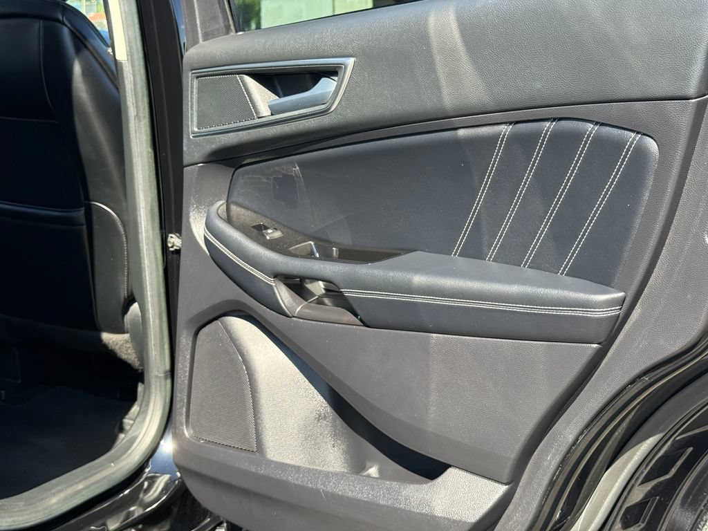 Used 2018 Ford Edge Sport w/ Equipment Group 401A AWD/4WD image 33
