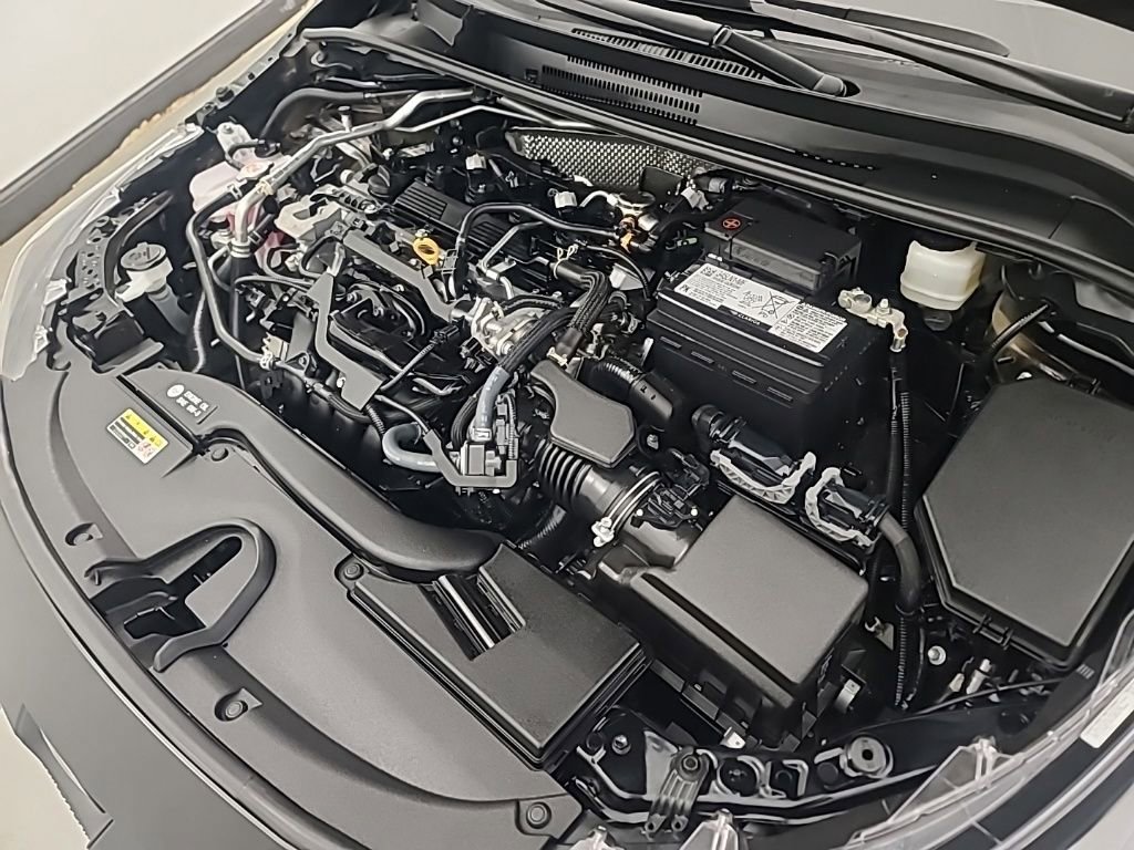 Used 2025 Toyota Corolla LE image 37