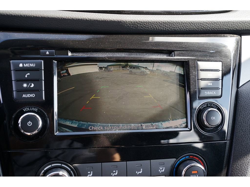 Used 2022 Nissan Rogue Sport S image 27