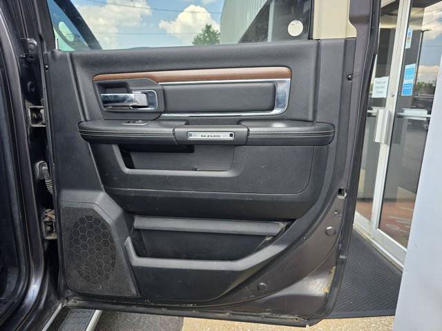 Used 2014 RAM 1500 Laramie w/ Trailer Tow Group AWD/4WD image 19