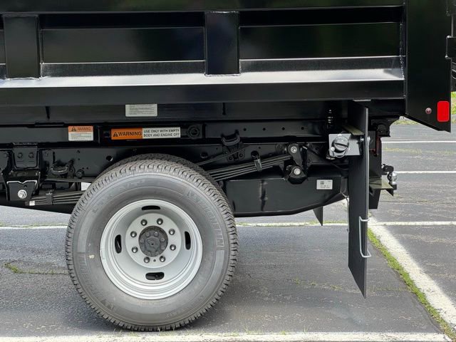 New 2025 Ford F350 XL w/ XL Chrome Package image 16