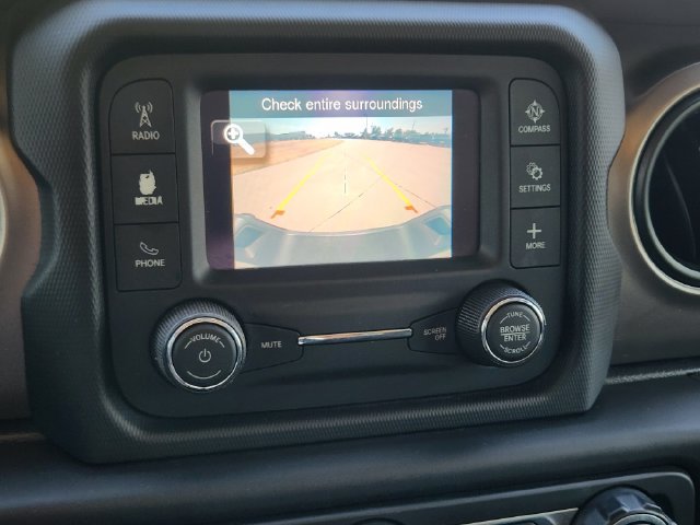 Used 2020 Jeep Gladiator Sport AWD/4WD image 18