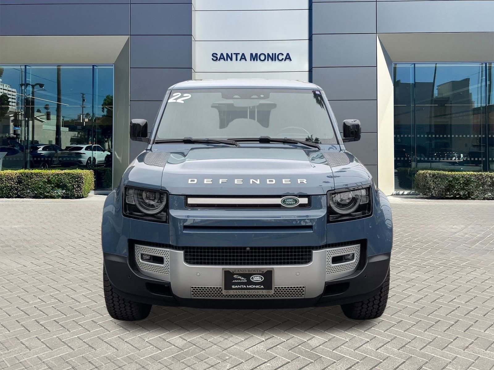 Used 2022 Land Rover Defender 110 S image 2