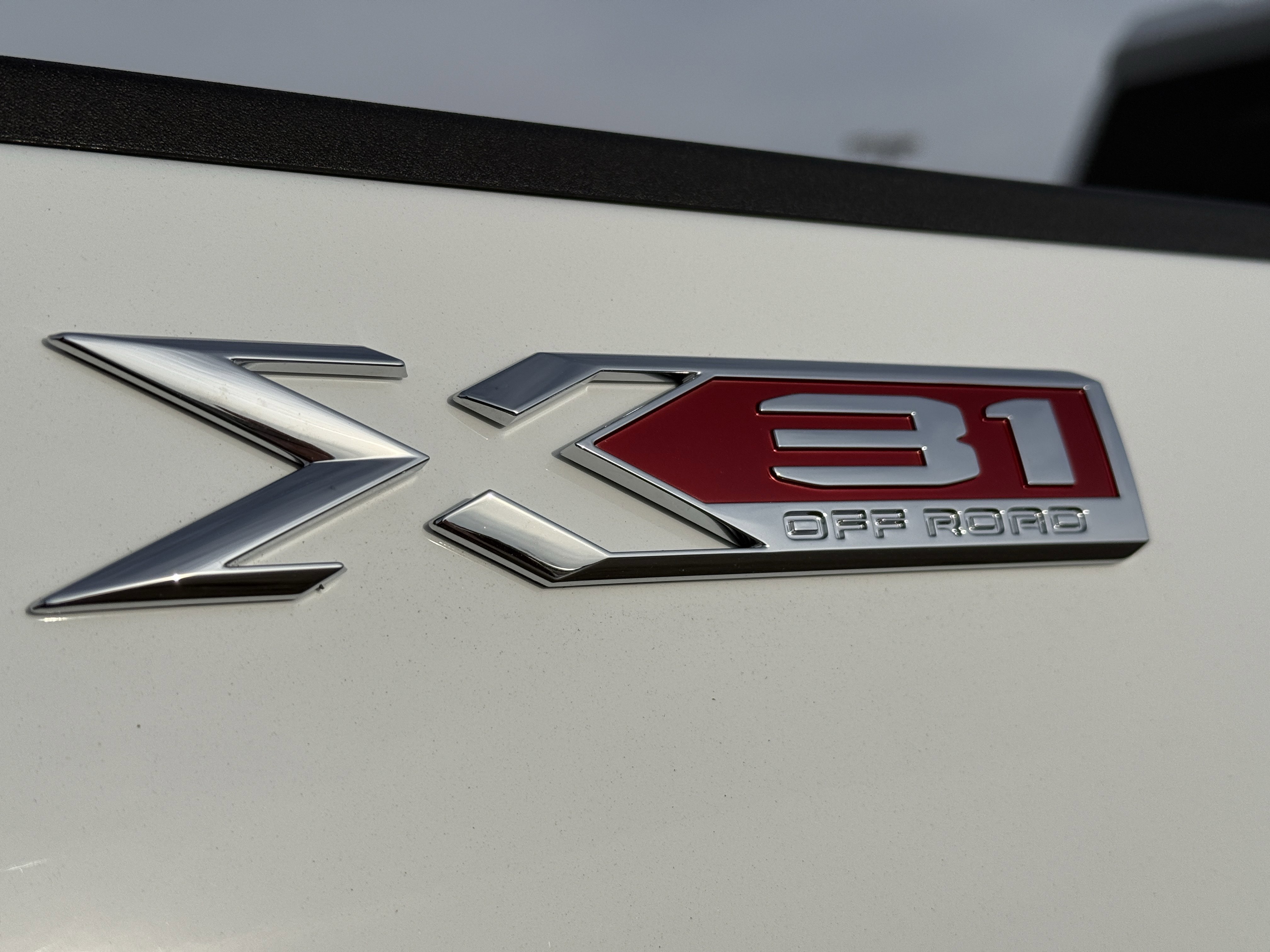 New 2026 GMC Sierra 2500 SLE w/ SLE Value Package; image 12