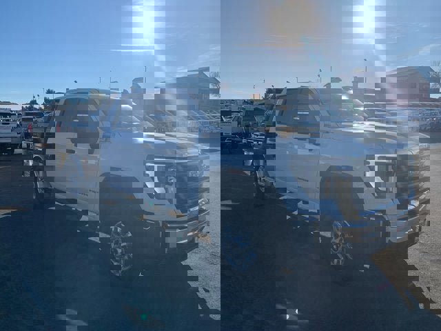 New 2025 GMC Sierra 2500 Pro image 4