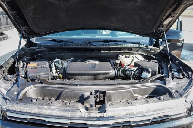 Used 2025 Chevrolet Suburban High Country AWD/4WD image 35