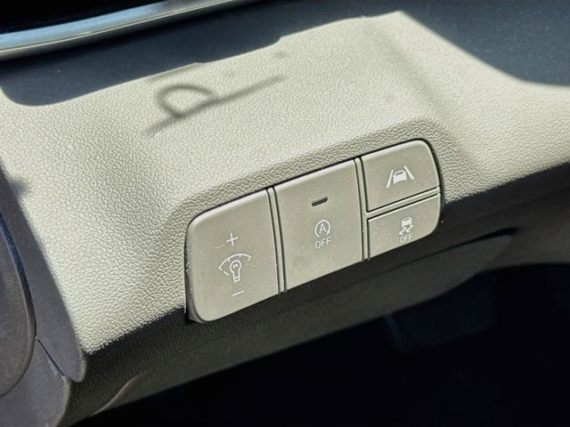 Used 2021 Hyundai Elantra SE FWD image 6