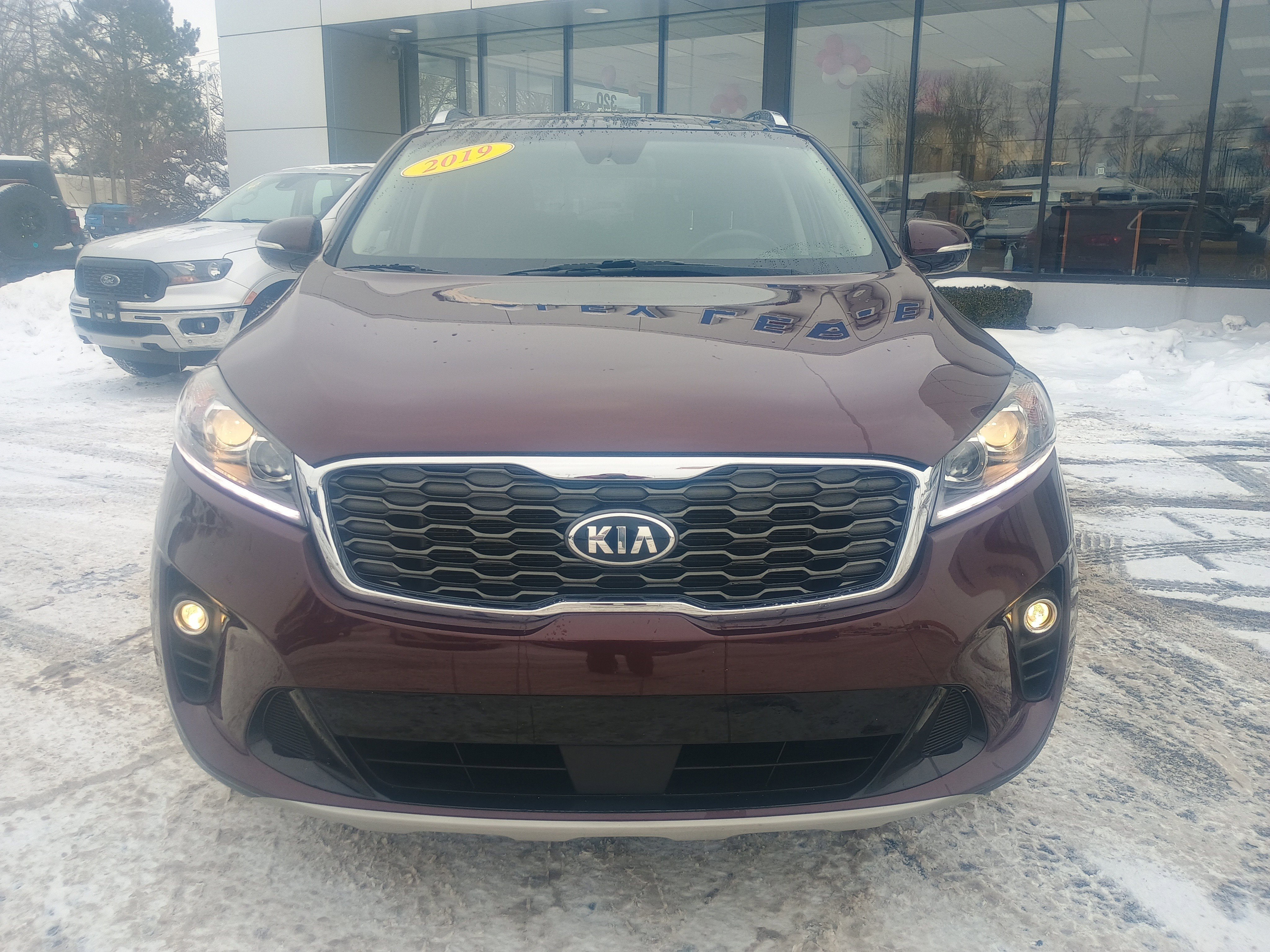 Used 2019 Kia Sorento EX image 2
