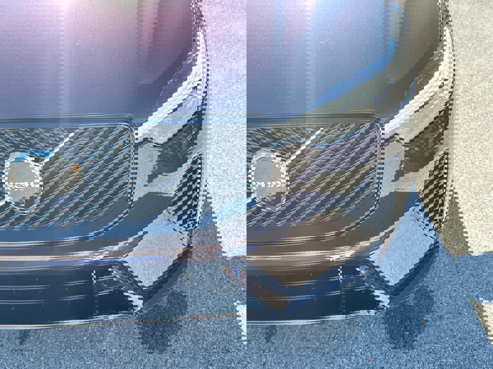 New 2026 Volvo XC60 B5 Ultra w/ Climate Package image 9