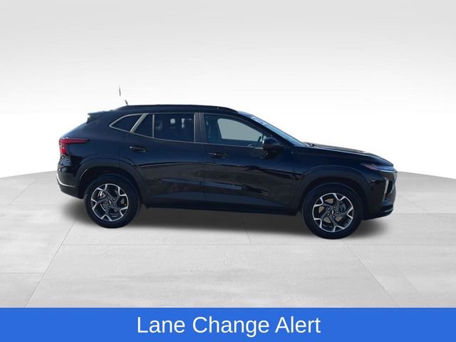 Certified 2024 Chevrolet Trax LT w/ Driver Confidence Package image 13