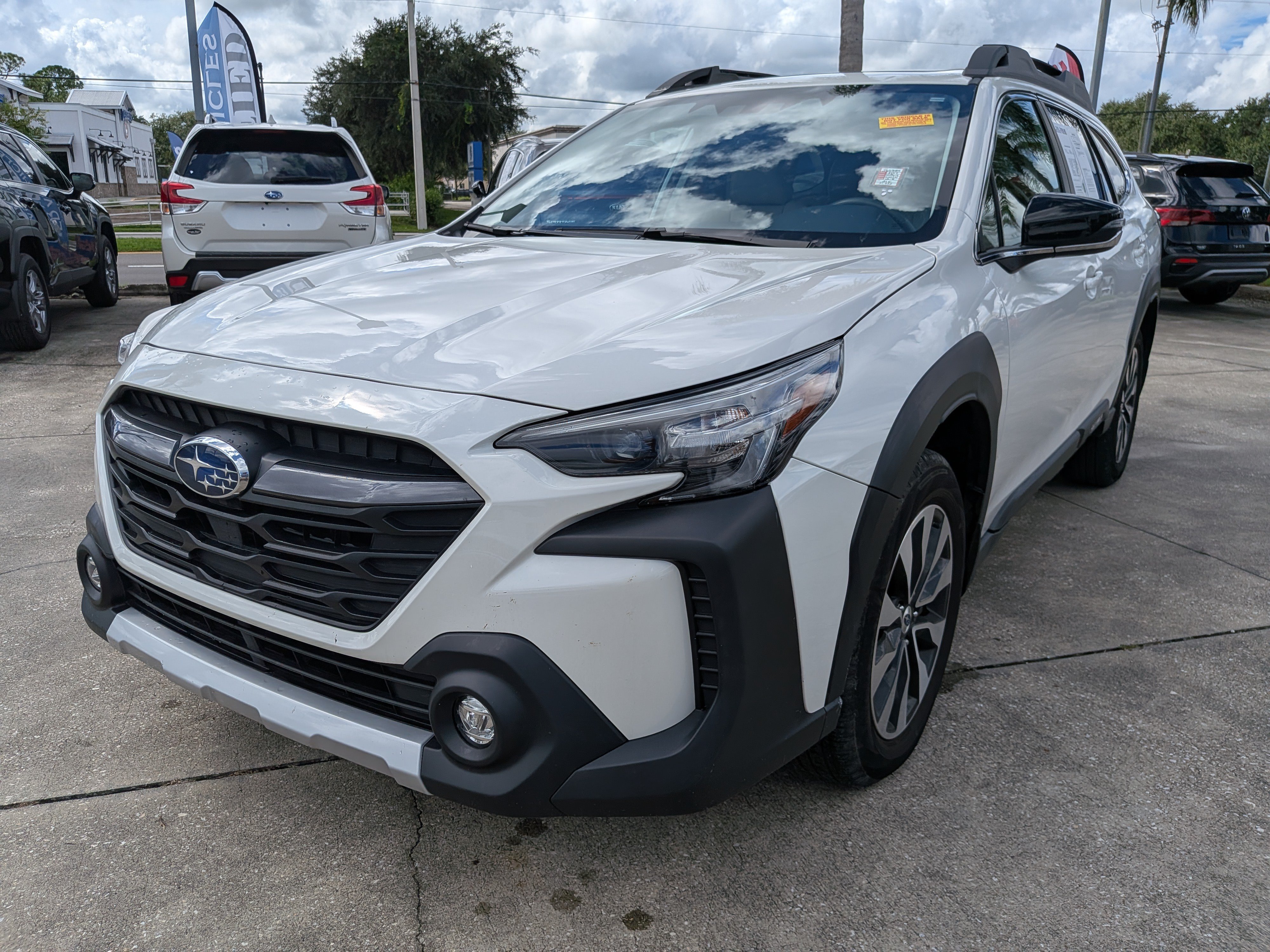 Certified 2024 Subaru Outback Limited AWD/4WD image 8