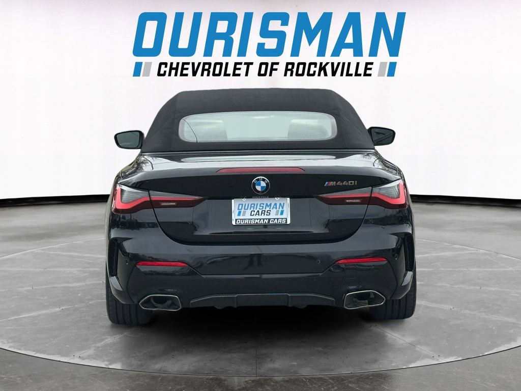 Used 2023 BMW M440i Convertible w/ Premium Package image 5