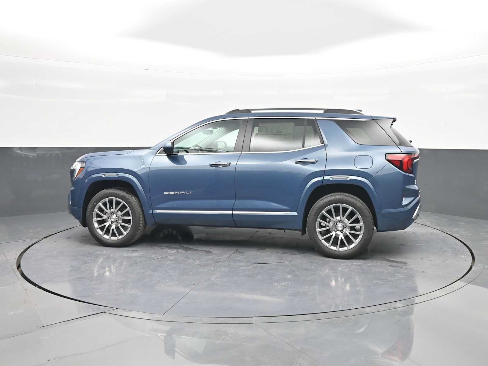 New 2026 GMC Terrain Denali AWD/4WD image 5