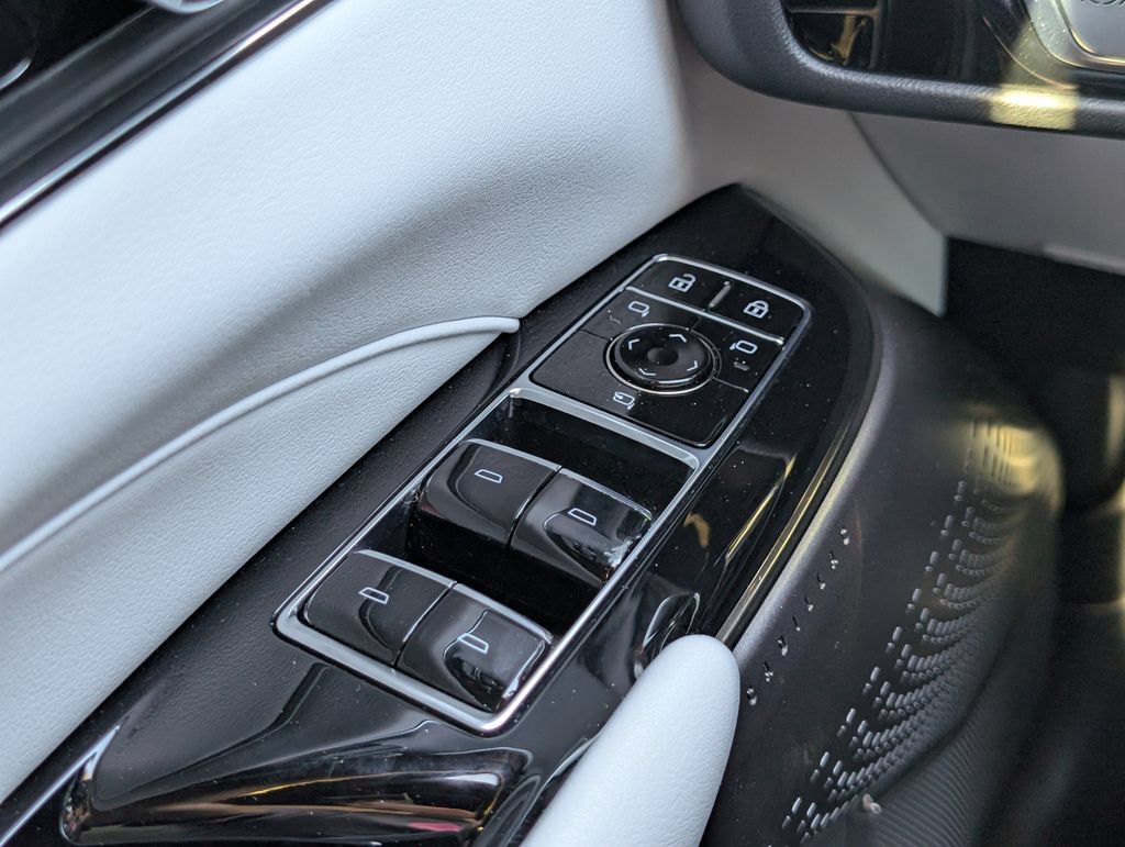 Certified 2024 Cadillac Lyriq Sport AWD/4WD image 30
