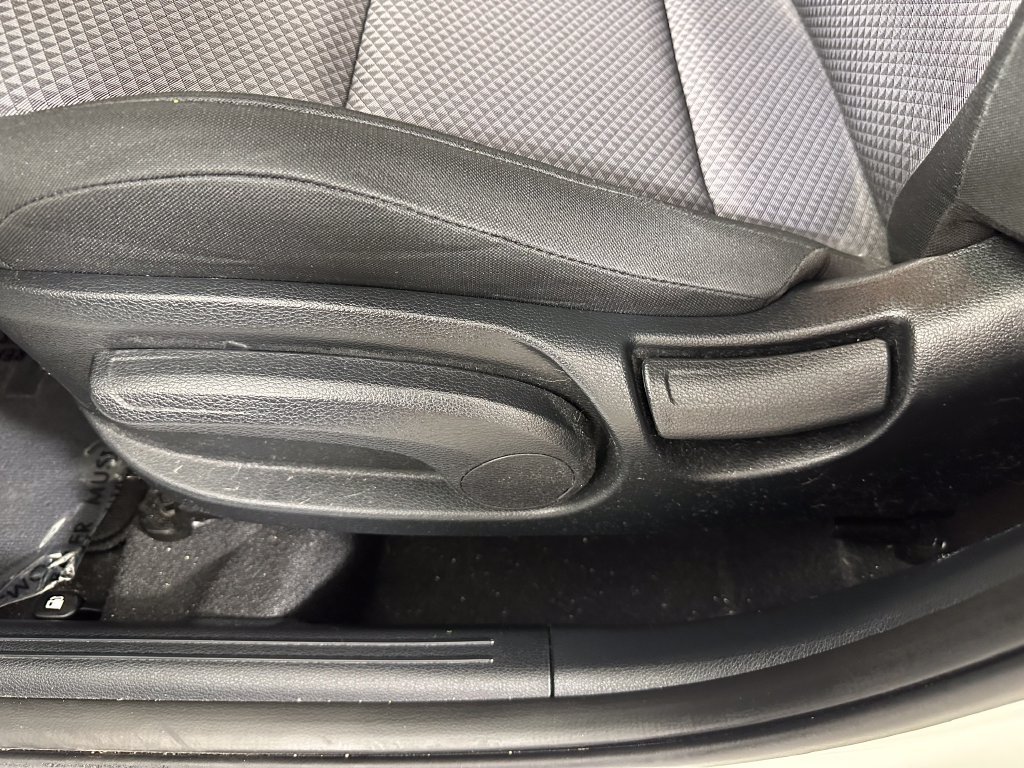 Used 2024 Kia Soul LX FWD image 17