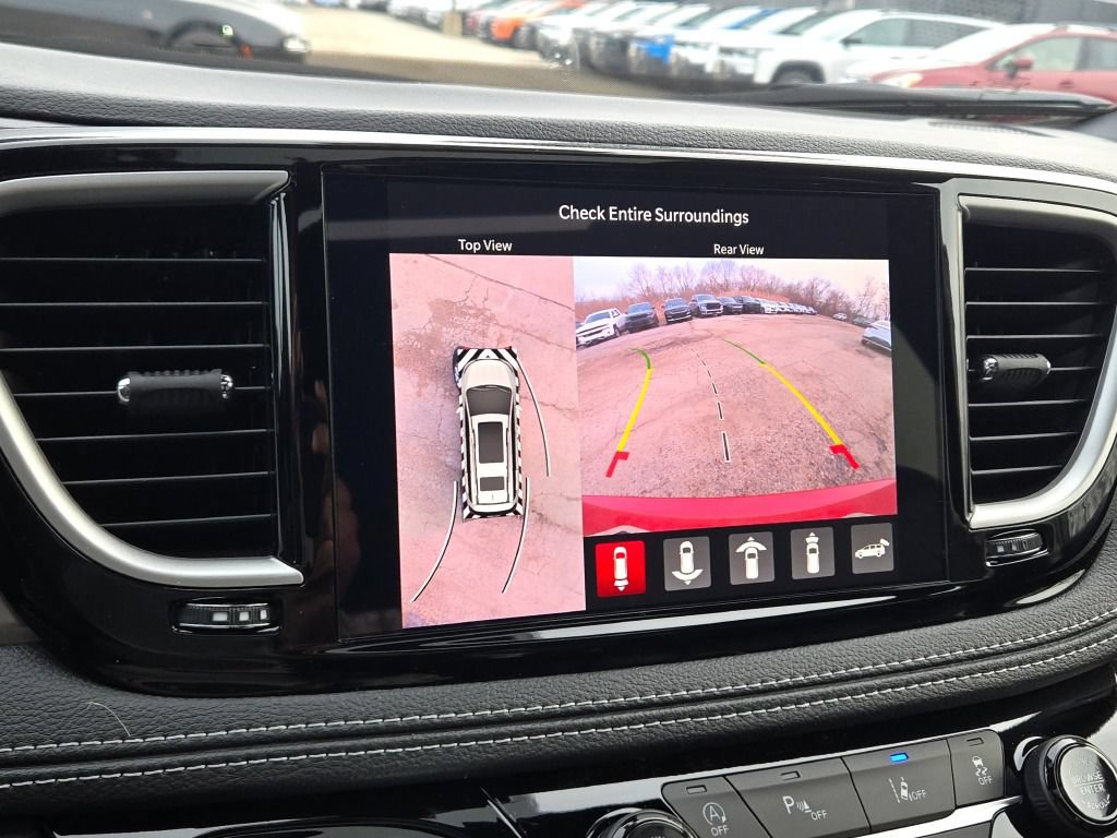 New 2026 Chrysler Pacifica Select AWD/4WD image 30